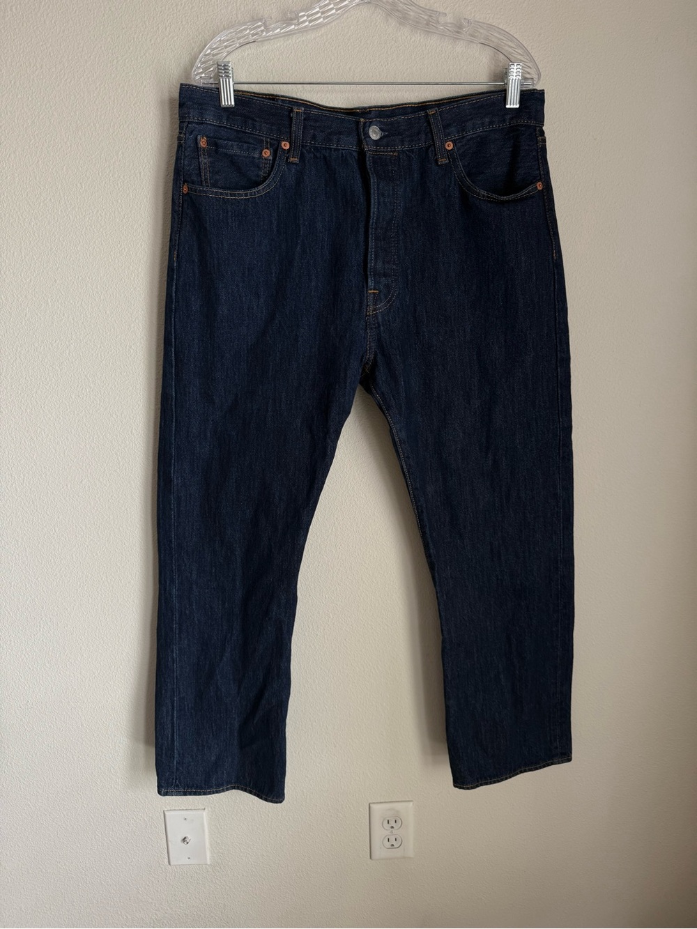 Levi's Straight-Leg Jeans in Dark Indigo W 36 L 29 - Picture 3 of 9